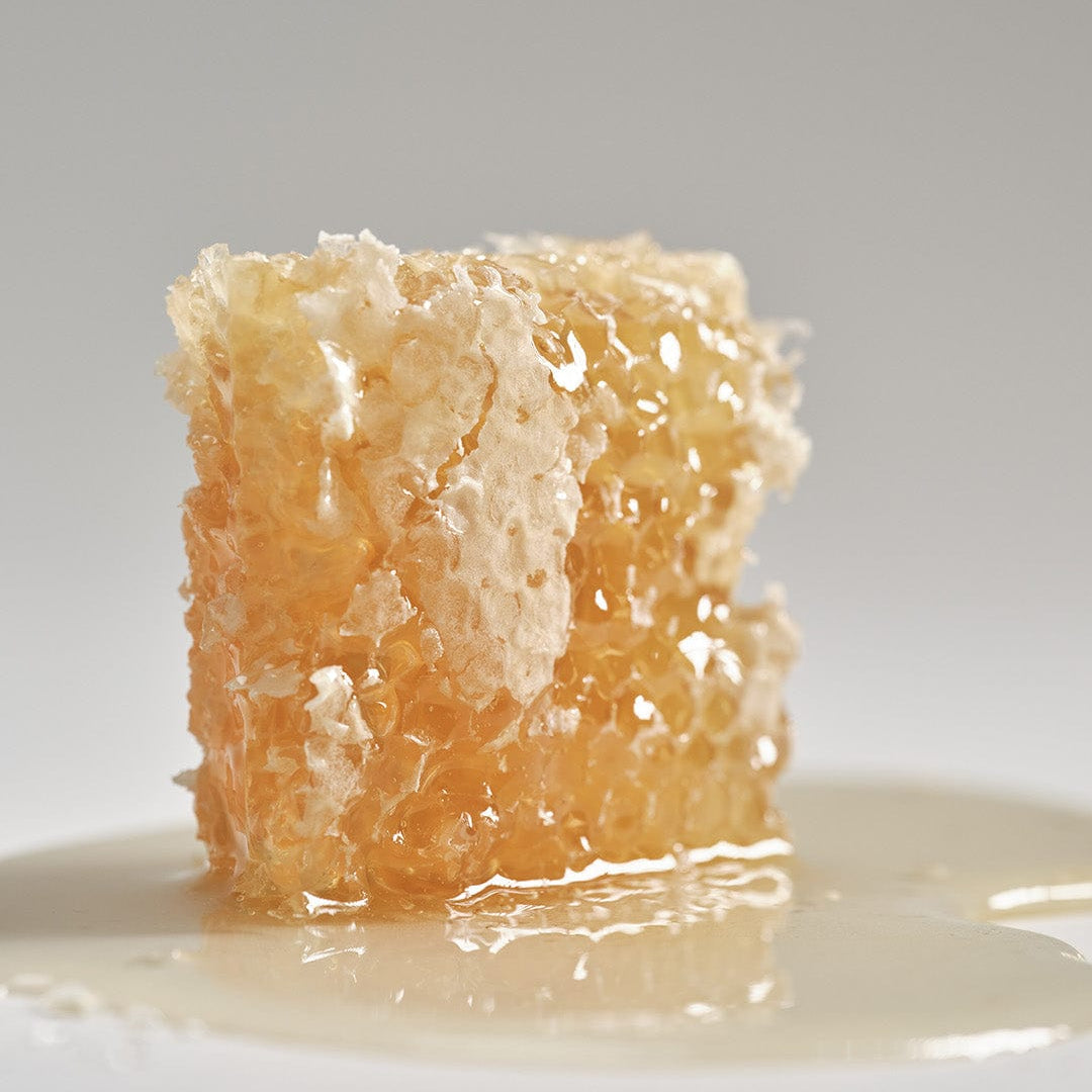 7 Reasons Why Honey is a Must in Your Skincare Routine