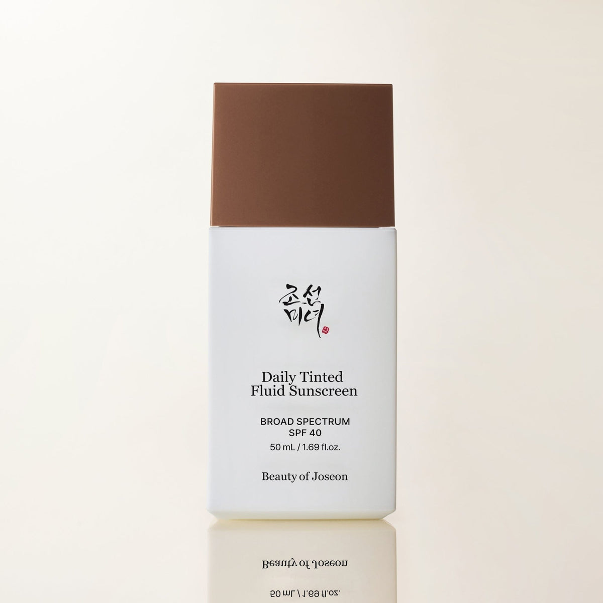 Daily Tinted Fluid Sunscreen DY330